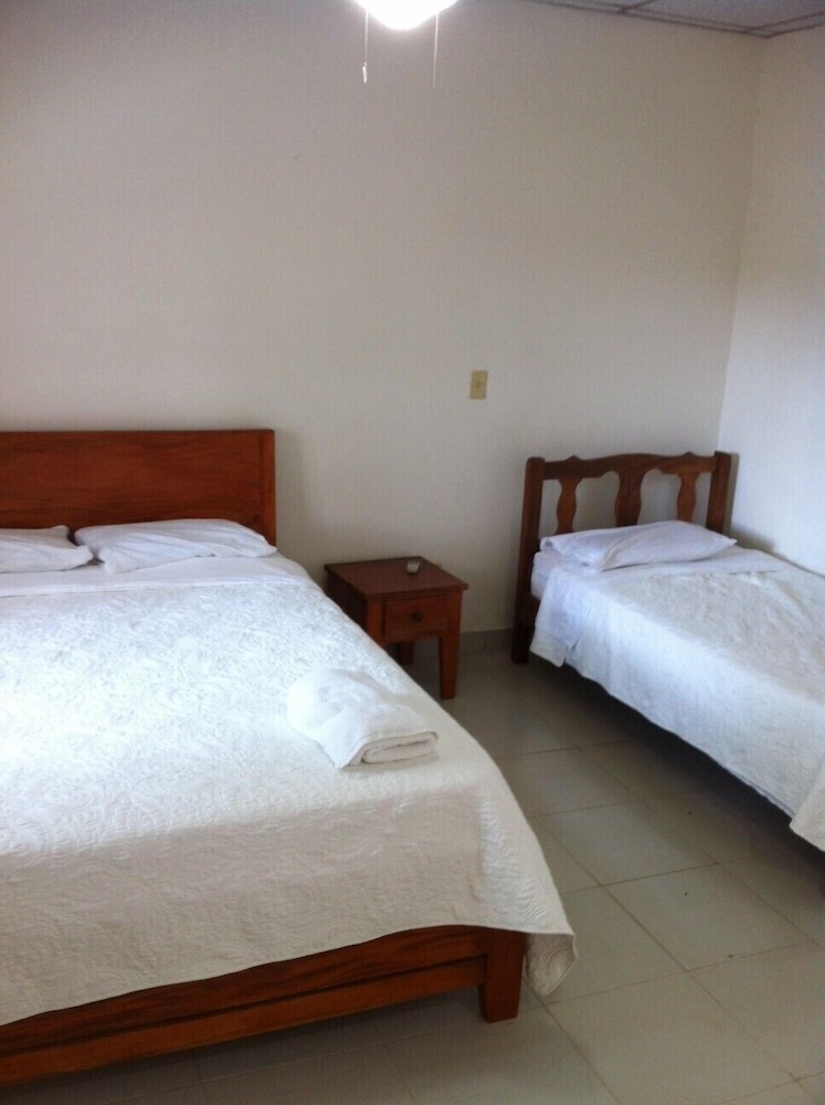 Standard Triple Room photo 3