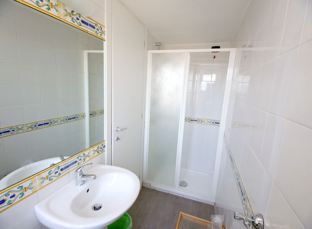 Classic Triple Room, Ocean View photo 3