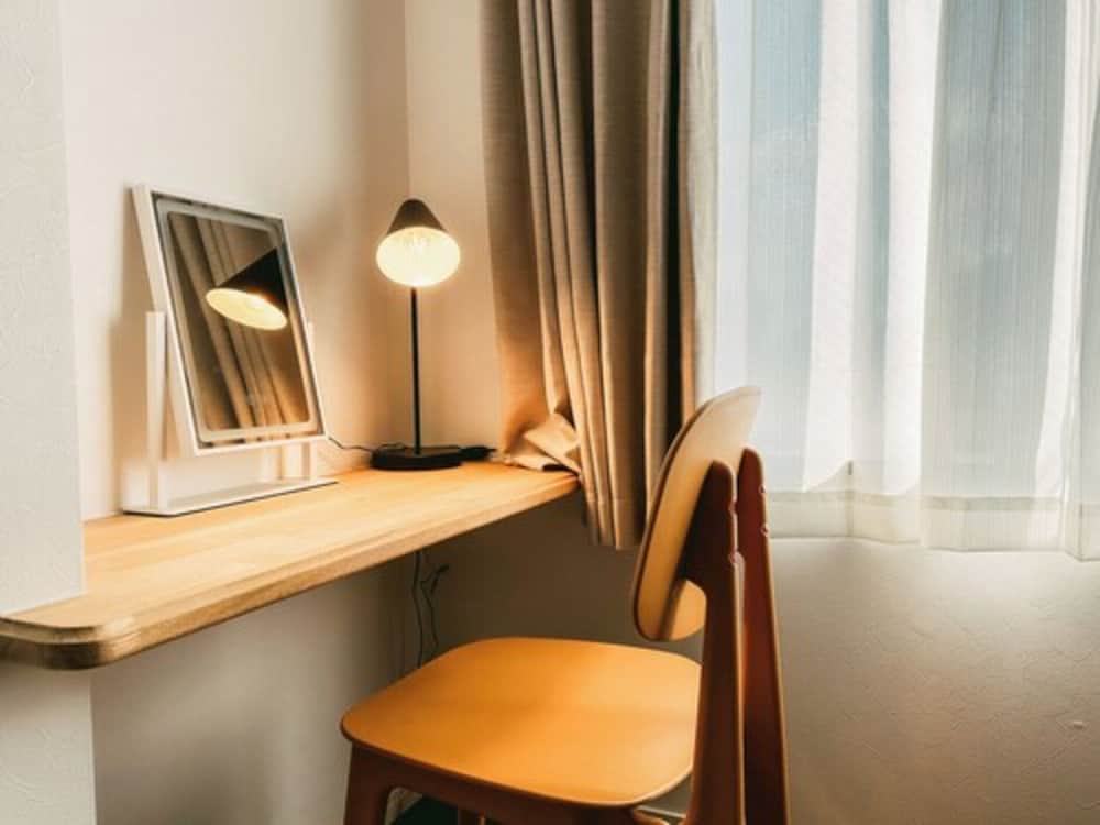 Deluxe Apartment, Non Smoking (Pets Not Allowed, with Rental Car) photo 3