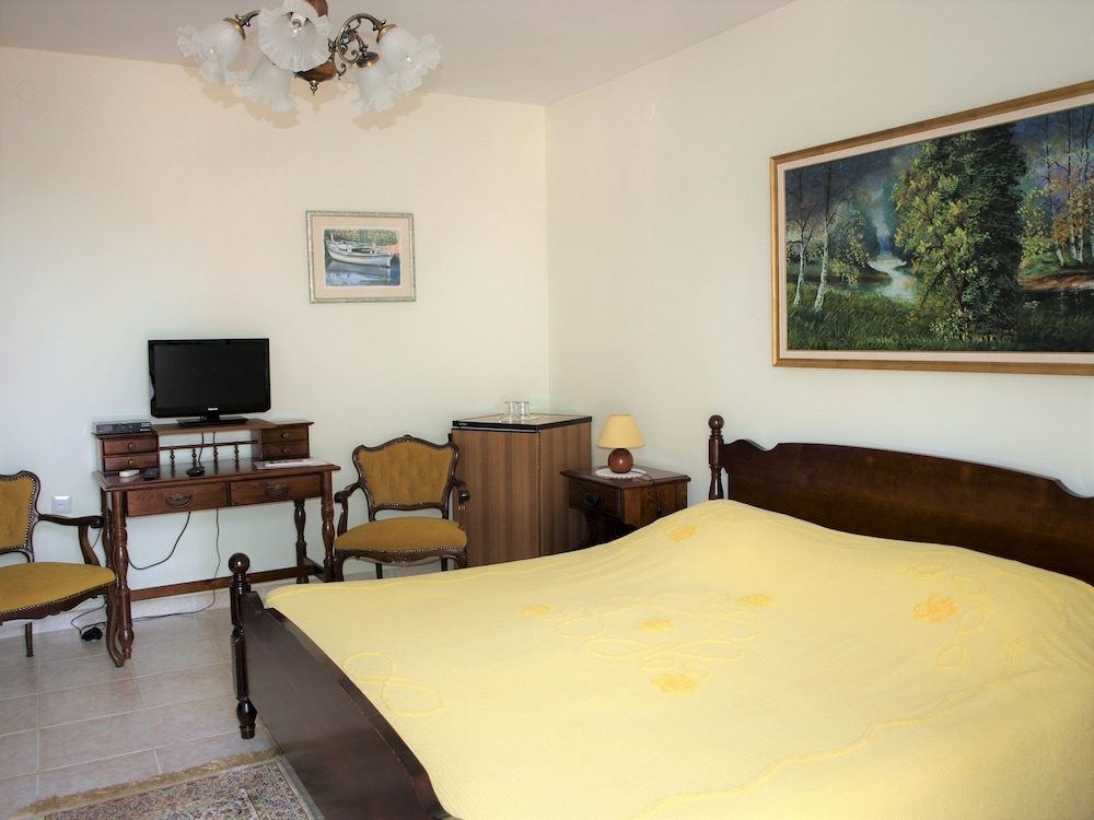 Elite Room, Balcony, City View