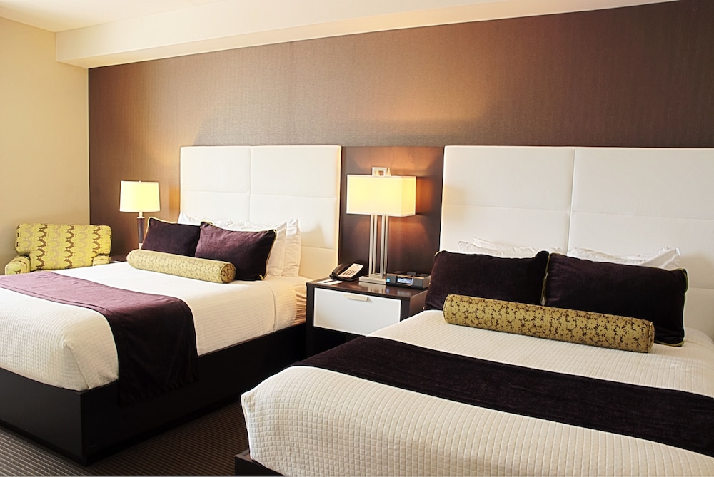 Standard Room, 2 Queen Beds, Non Smoking