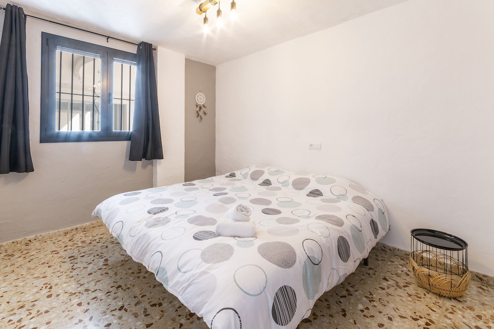 Villa photo 2