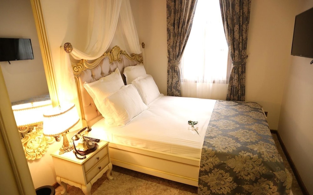 Standard Double Room photo 3