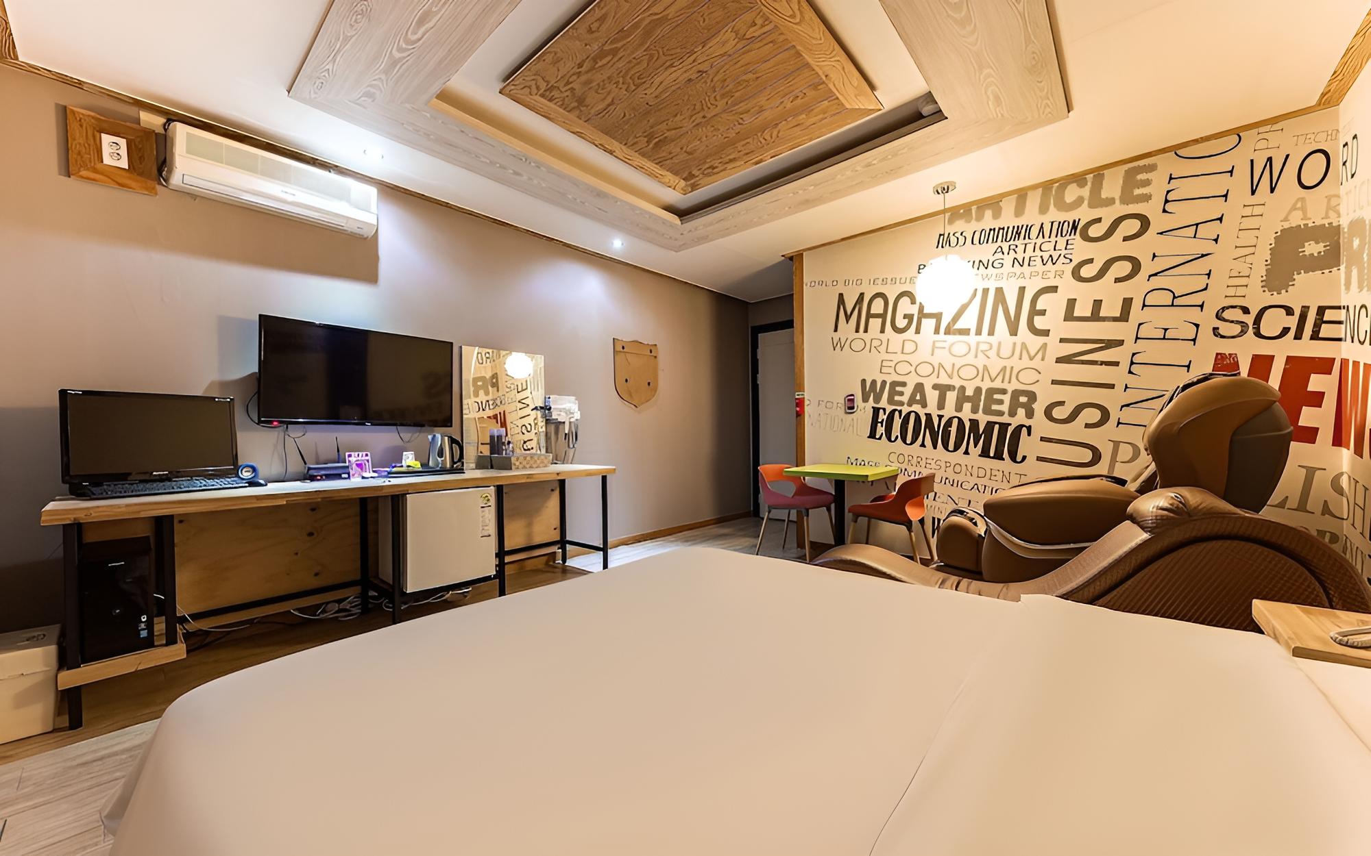 Room (Special Room A (massage chair + love ) - Photo 2