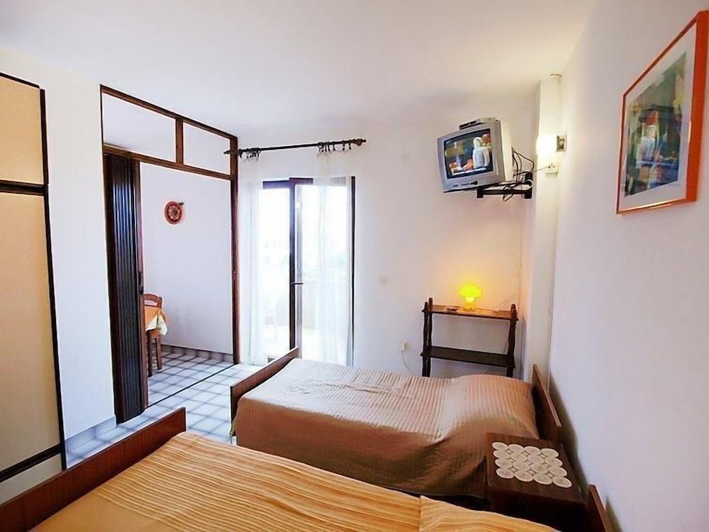 Apartment (A5) photo 1