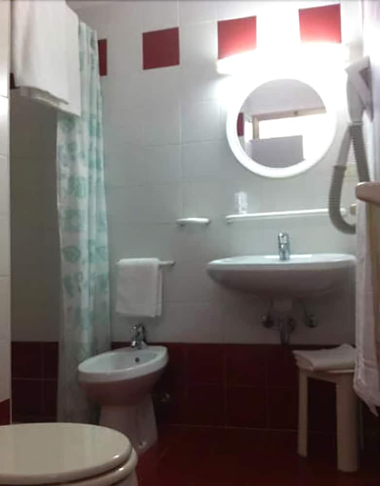 Double Or Twin Room photo 2