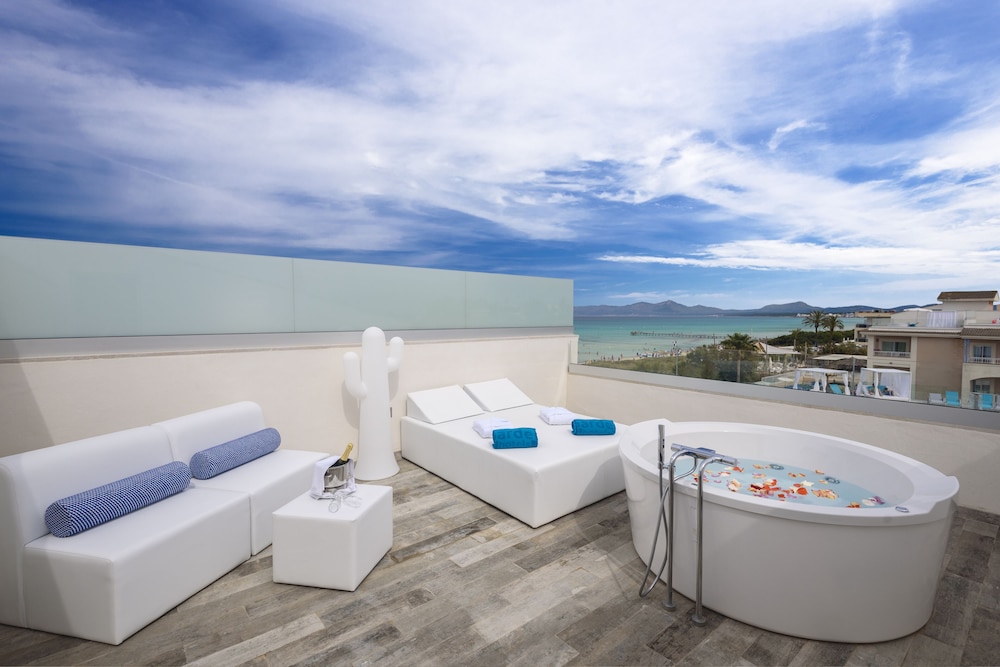 Privilege One Bedroom Apartment Side Sea View - Photo 7