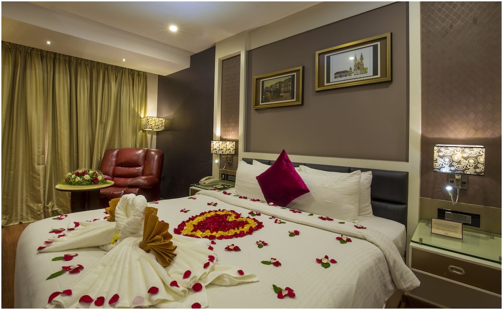 Deluxe Double Room, City View photo 3