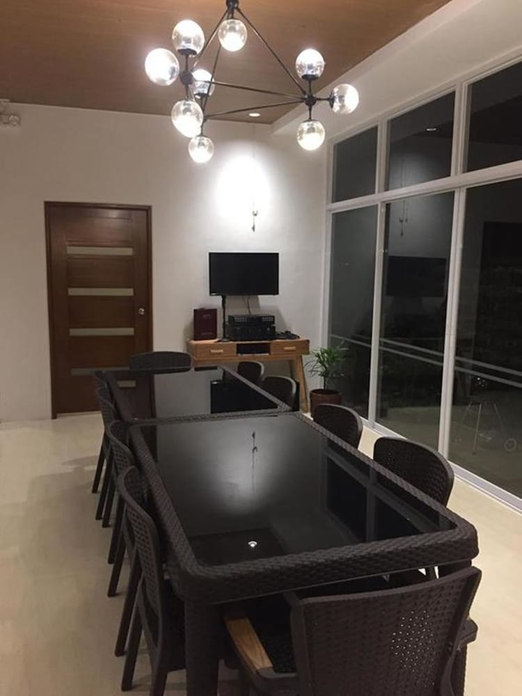 Villa C photo 3