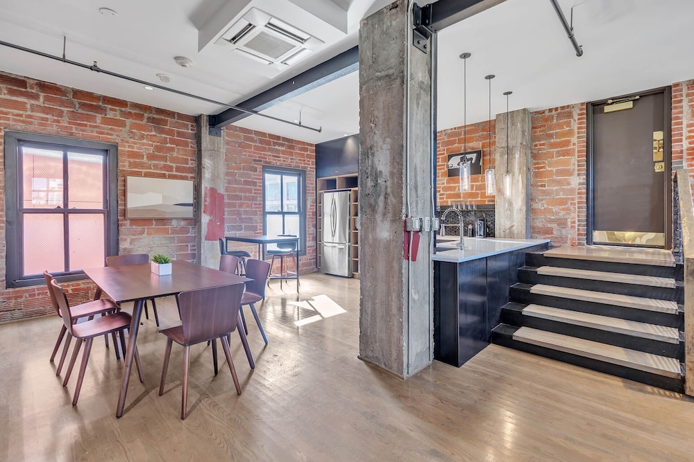 Penthouse Apartment