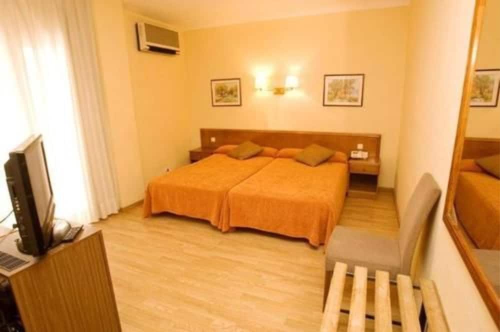 Double Room, 1 Double or 2 Twin Beds photo 3