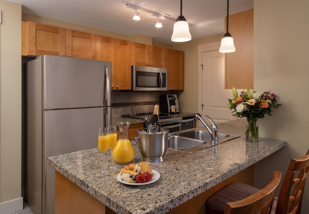 Suite, 1 Bedroom, Mountain View photo 3