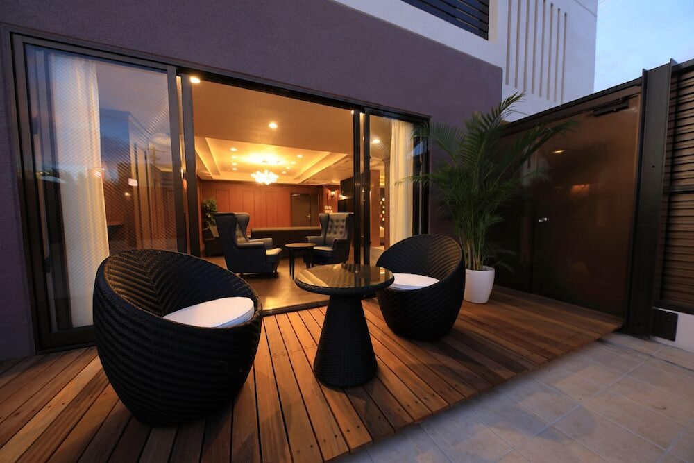 Royal Suite photo 2