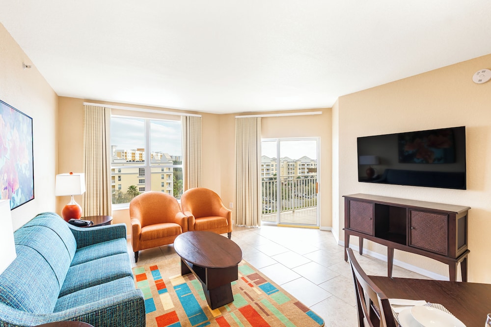 King One Bedroom Suite, Kitchenette - Photo 7