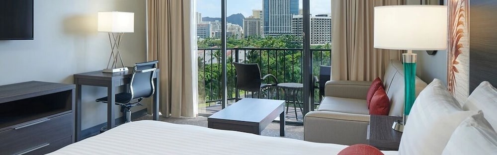 Room, Accessible, City View (Roll-in Shower) photo 3