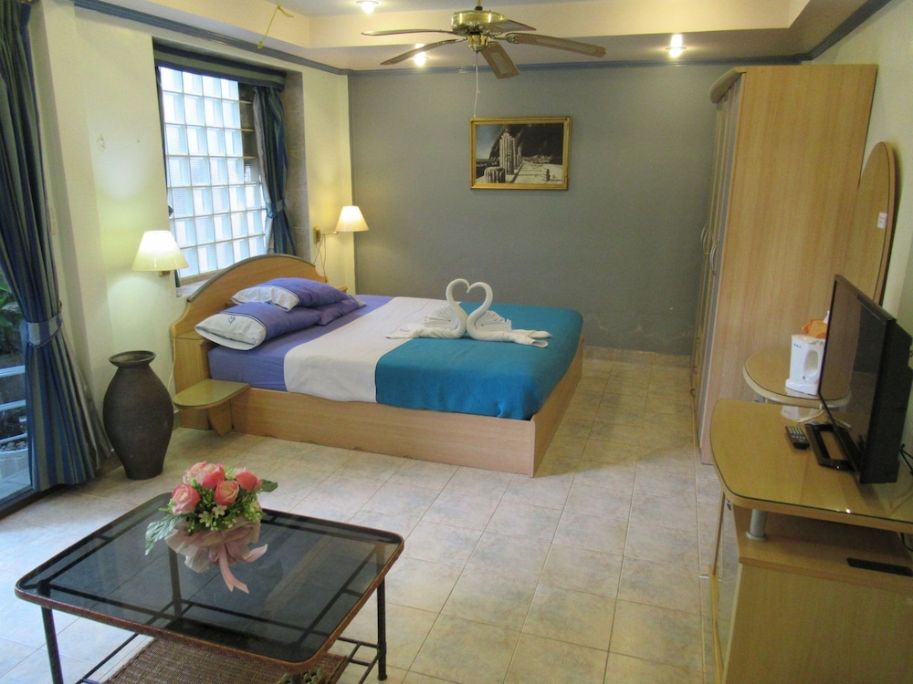 Standard Room photo 3