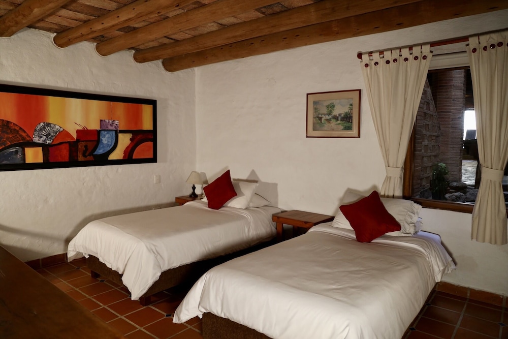 Standard Twin Room photo 1