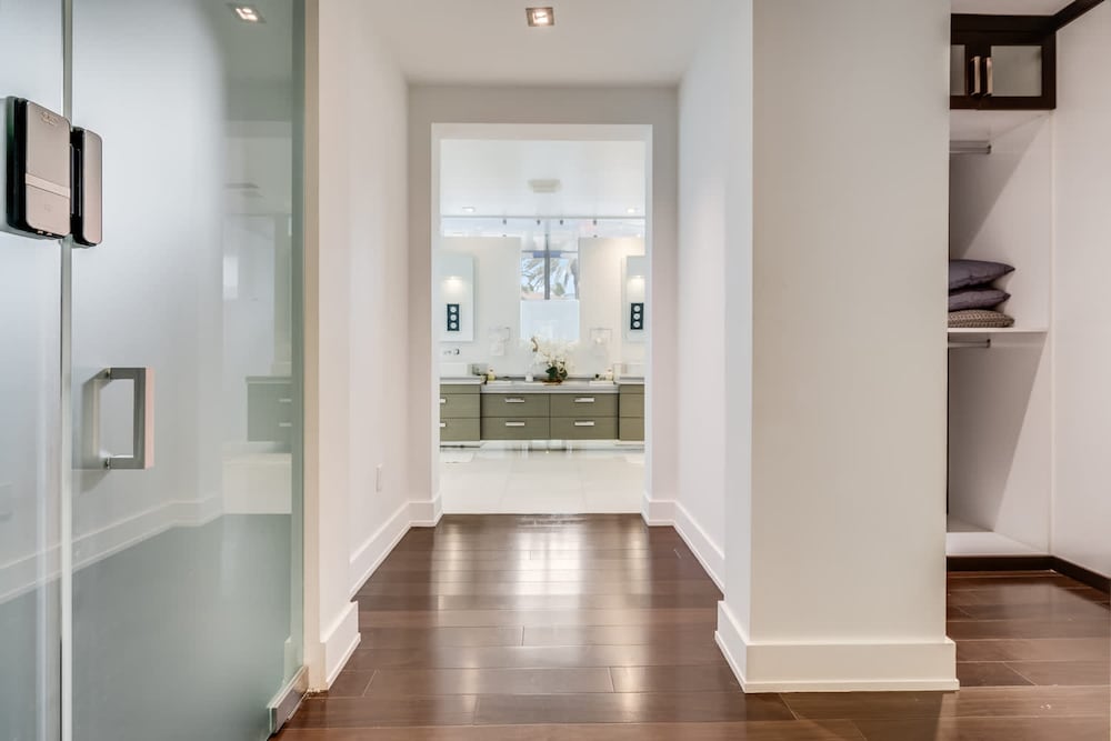 Modern Waterfront Mansion in the Heart of Las Olas Minutes From the Beach, Bilde 27