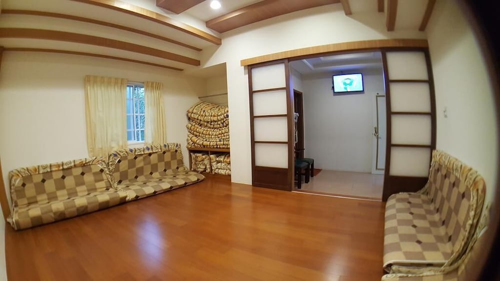 Superior Room (8 pax) photo 1