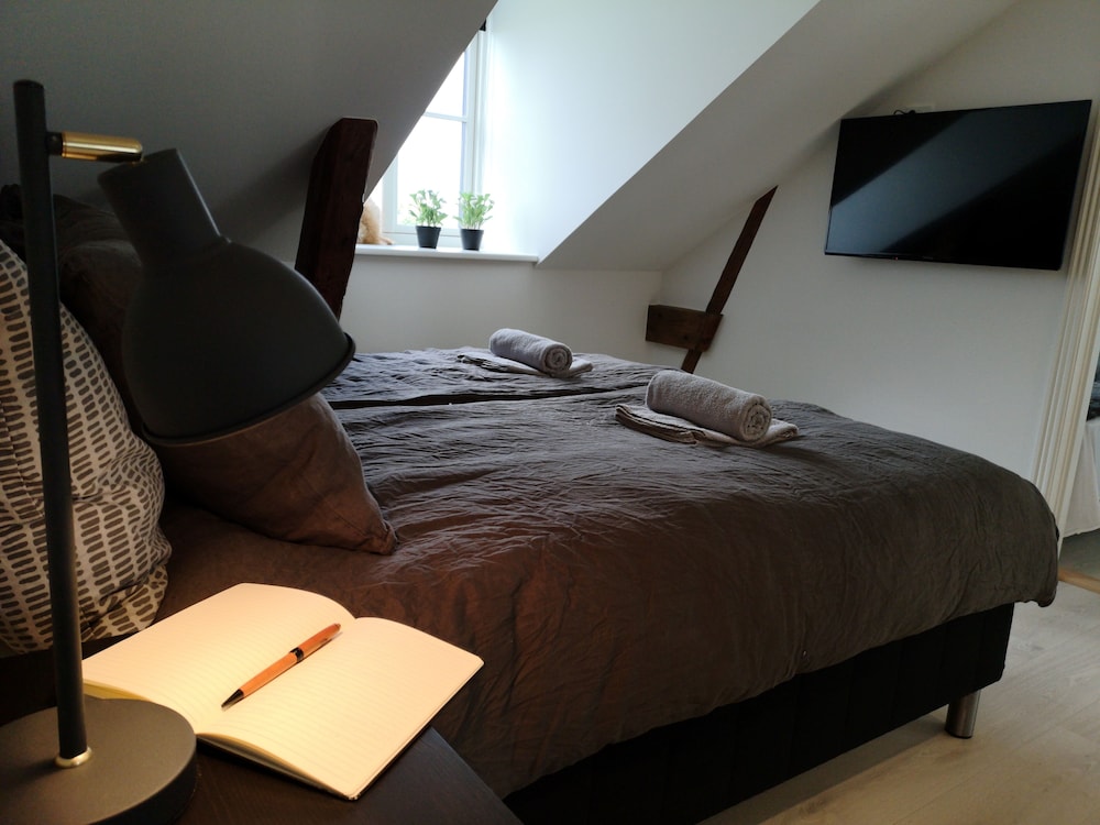Family Apartment photo 2