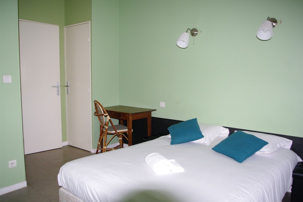 Standard Double Room photo 1