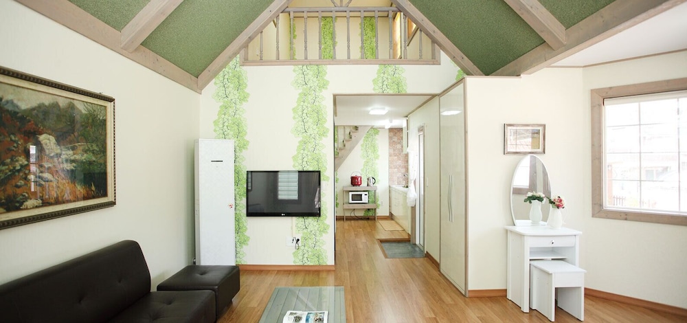Duplex, Kitchenette (103) photo 1