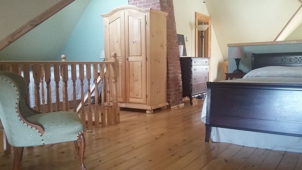 Wellington Loft photo 2