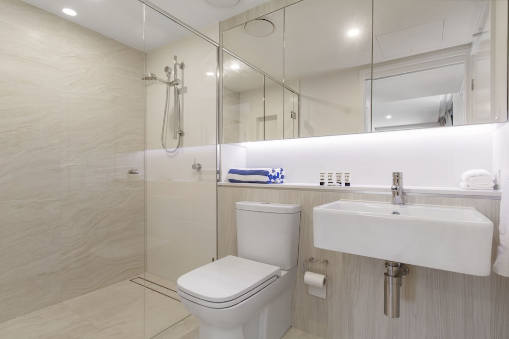 One Bedroom Ground Floor Apartment with Daily Service photo 2