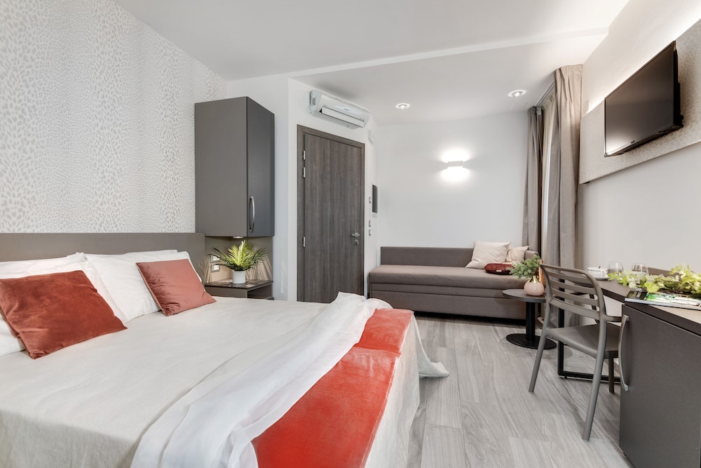 Deluxe Quadruple Room