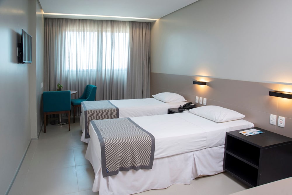 Premium Double Room, 1 King Bed photo 3