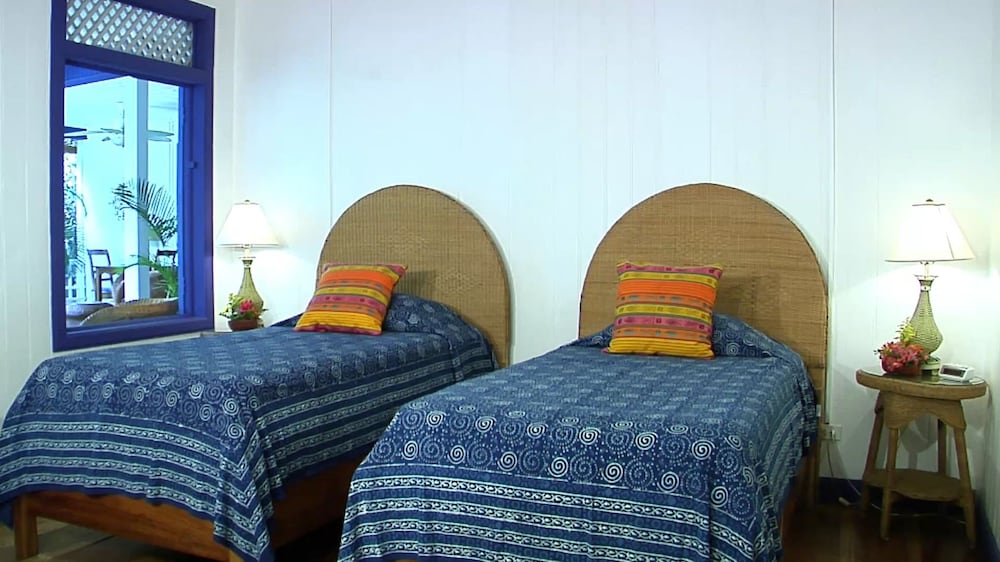 Standard Room, 2 Twin Beds photo 3