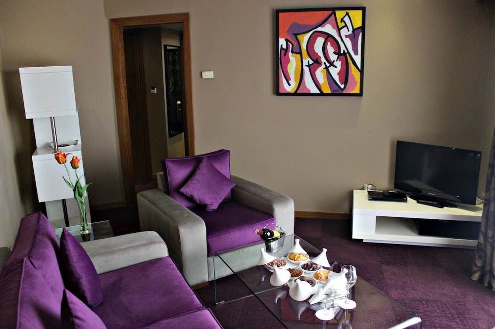 Suite, Terrace, City View (Princely) - Photo 3