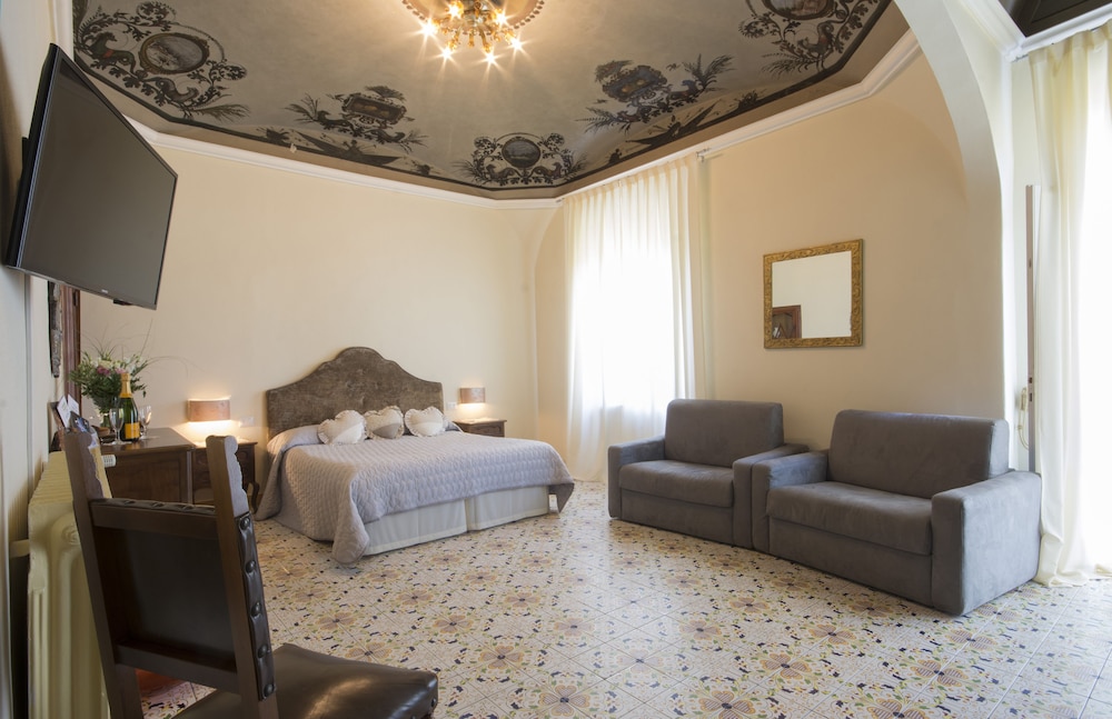 Family Quadruple Room, Balcony, Valley View