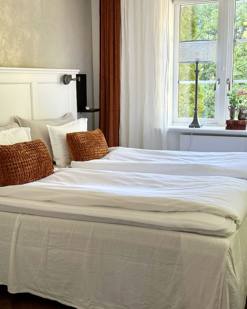 Classic Double Room - Room 1 photo 3