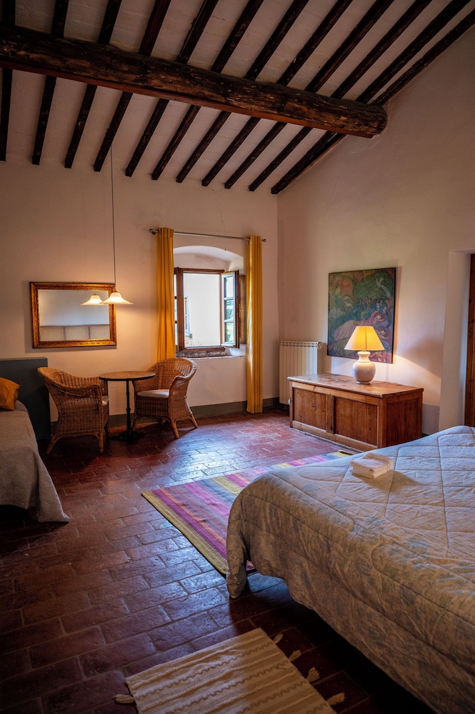 Triple Room, Non Smoking, Courtyard View photo 1