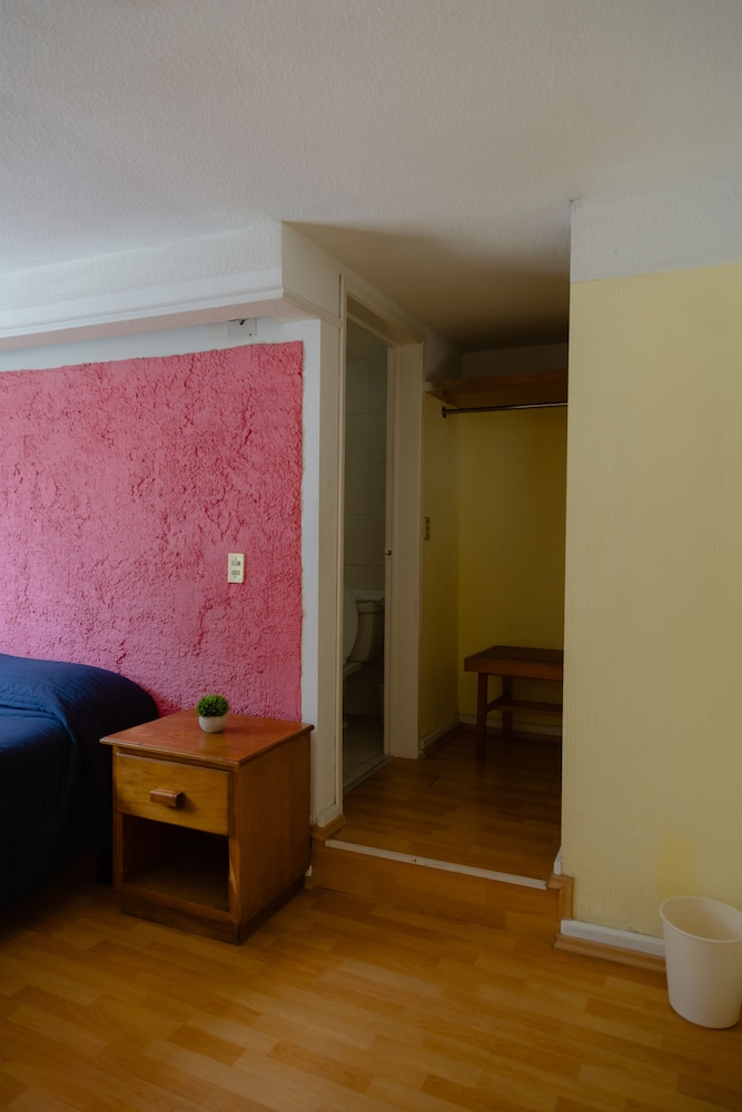 Standard Room photo 3