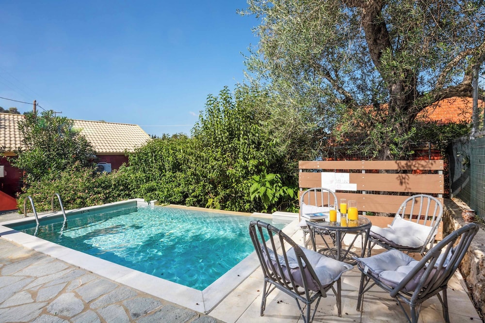 Villa (2 Bedrooms)