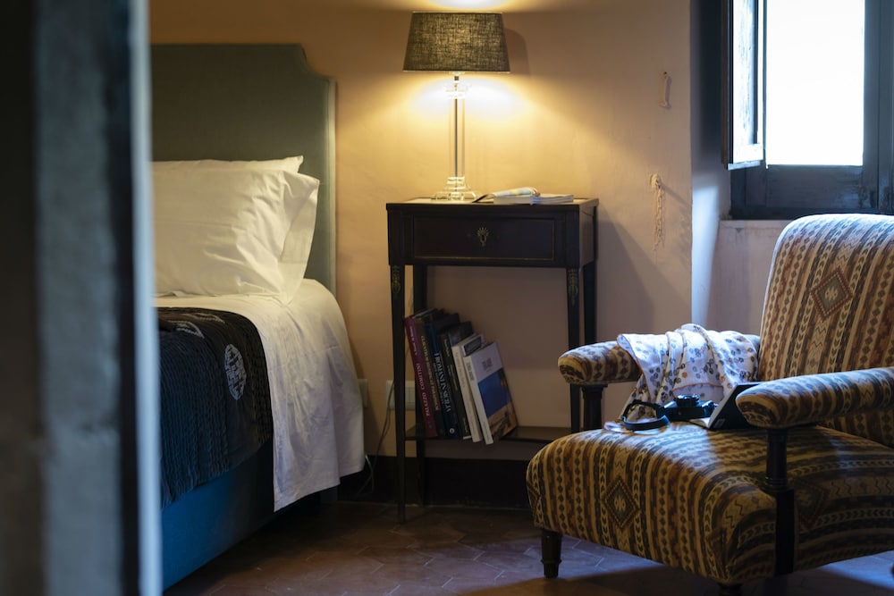 Family Room, 2 Bedrooms photo 2