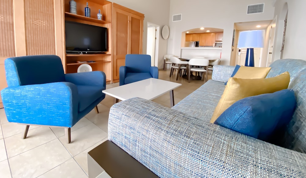 Suite, 1 Bedroom, Kitchen, Ocean View - Photo 17