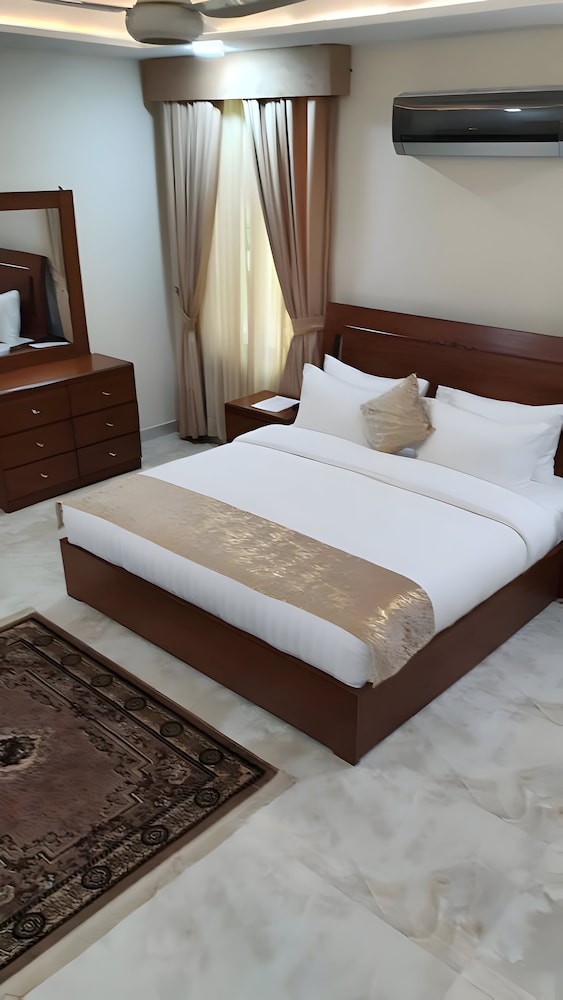 Deluxe Room - Photo 1