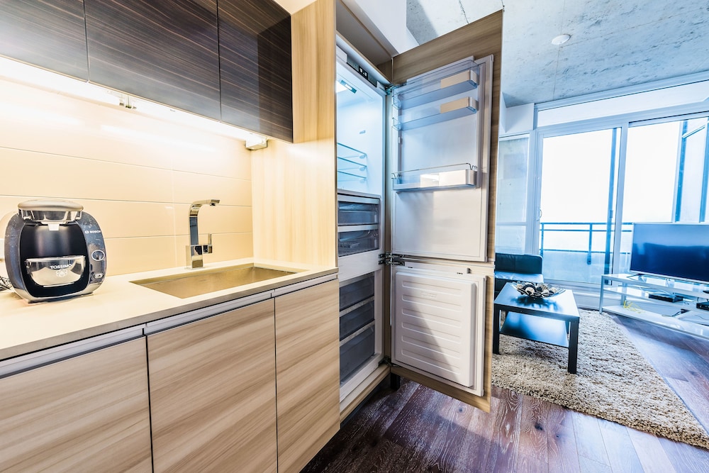 Gladstone Suites - Toronto Central, Photo 16