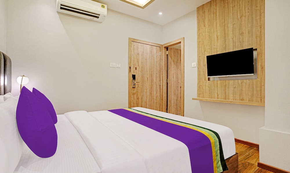 Standard Double Room - Photo 10