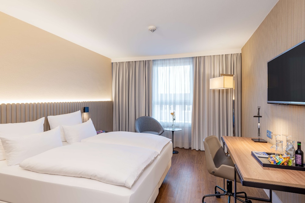 Standard Room (Extra Bed 2 adults + 1 child) - Photo 2