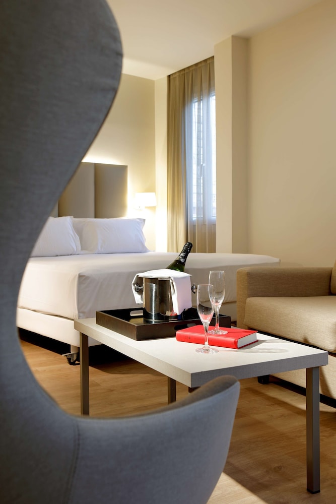 Junior Suite, City View - Photo 6