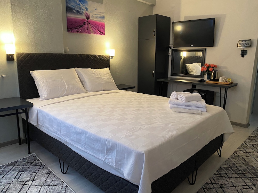 Comfort Twin Room, 2 Bedrooms, Non Smoking, Park View photo 3