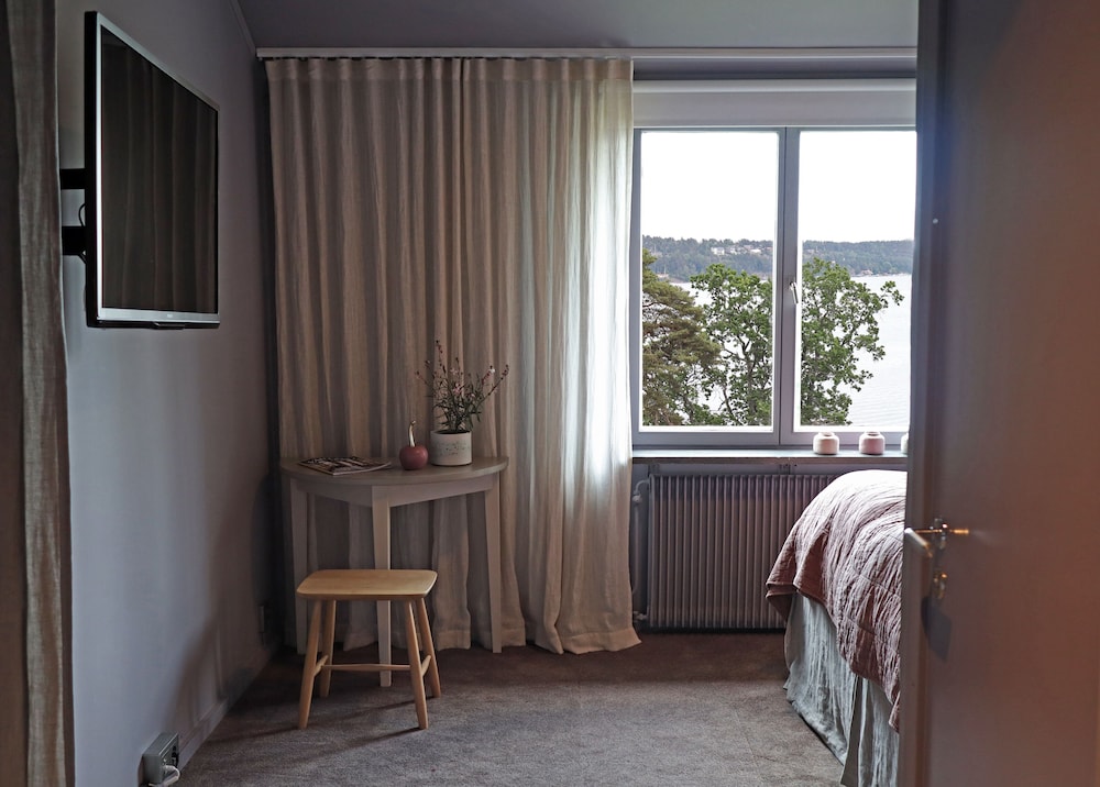 Standard Double Room, 1 Bedroom, Beachfront photo 3