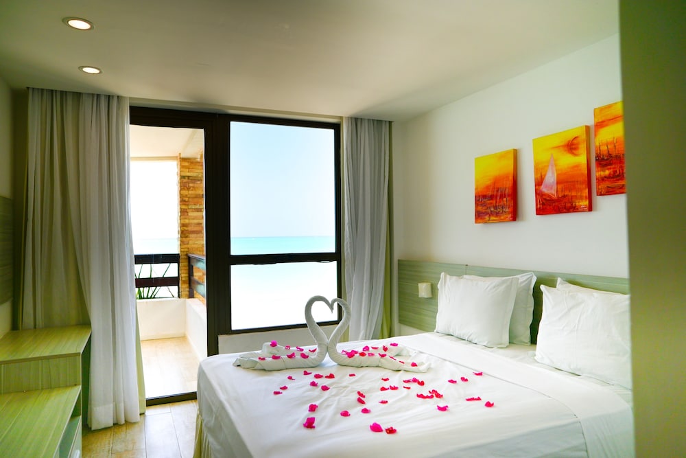 Exclusive Apartment, Sea Facing photo 1