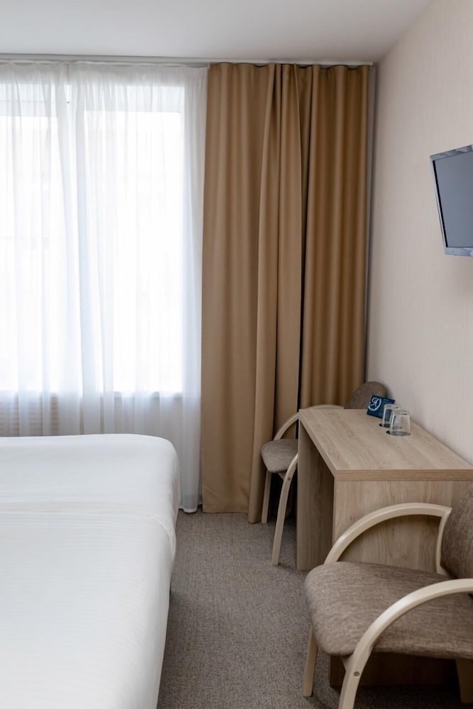 Superior Double or Twin Room photo 2