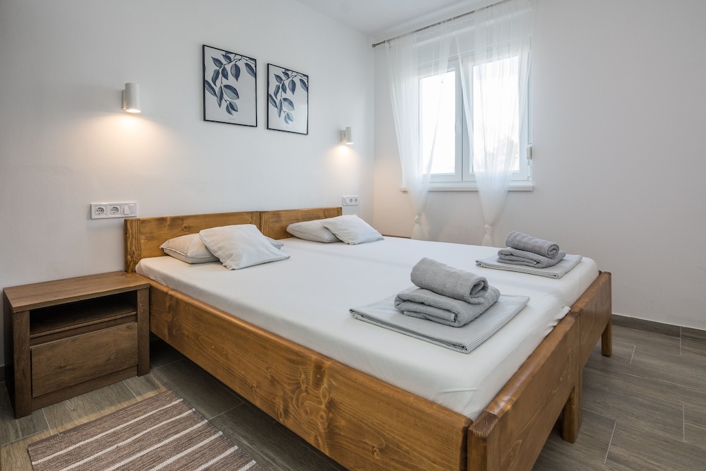 Family Apartment (A2)