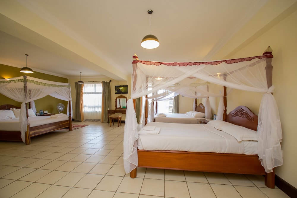 Deluxe Triple Room photo 3